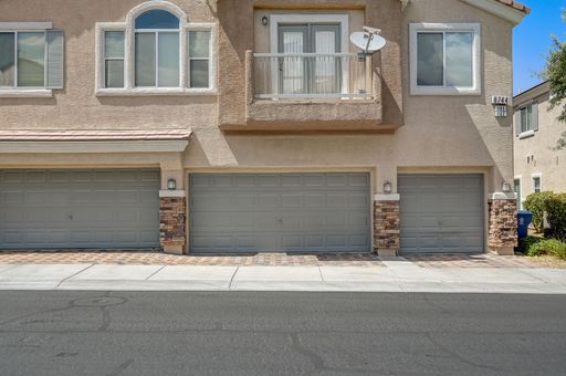 8744 Traveling Breeze Ave, Ut 102, Las Vegas, NV 89178