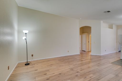 8168 W Gilmore Ave, Las Vegas, NV 89129