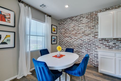 11940 Tomales Bay St, Las Vegas, NV 89138