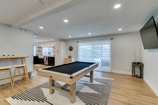 2000 Springview Dr, Las Vegas, NV 89146