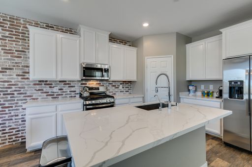 11940 Tomales Bay St, Las Vegas, NV 89138