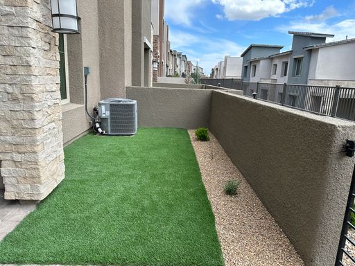 600 N. Carriage Hill Drive Unit 1043, Las Vegas, NV 89138