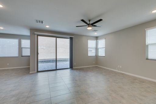 520 Founders Creek Avenue, North Las Vegas, NV 89084