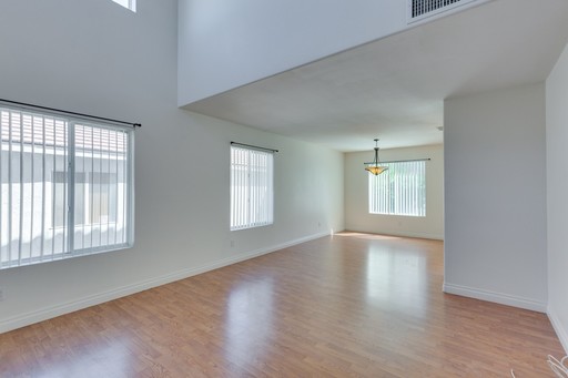 9321 Copper Bay Ave, Las Vegas, NV 89129