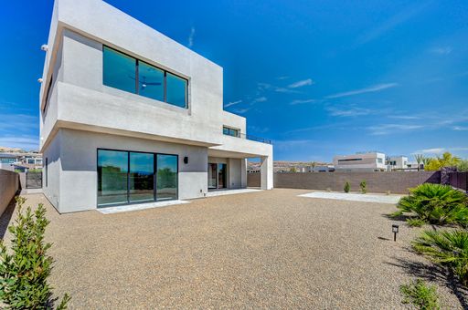 124 Still Shores St, Henderson, NV 89011