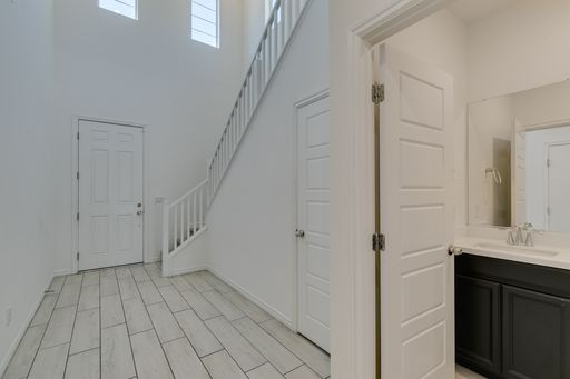 6858 Greensmen Avenue, Las Vegas, NV 89156