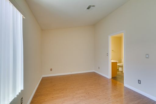8168 W Gilmore Ave, Las Vegas, NV 89129