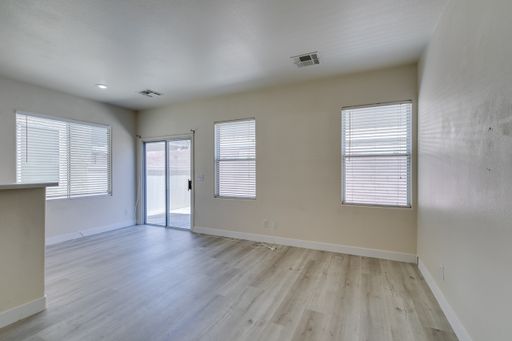 5938 Sakhalin Ave. , Las Vegas, NV 89139