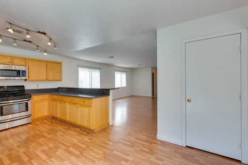 9321 Copper Bay Ave, Las Vegas, NV 89129