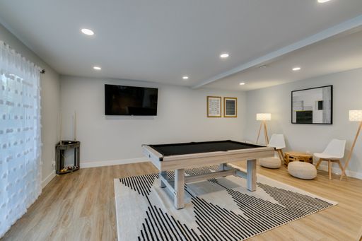 2000 Springview Dr, Las Vegas, NV 89146
