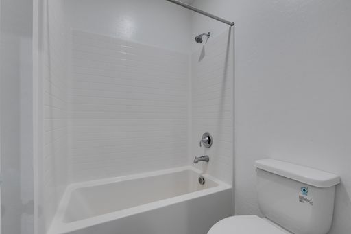 6858 Greensmen Avenue, Las Vegas, NV 89156