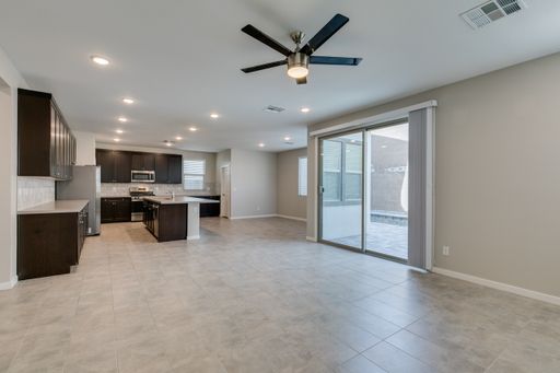 520 Founders Creek Avenue, North Las Vegas, NV 89084