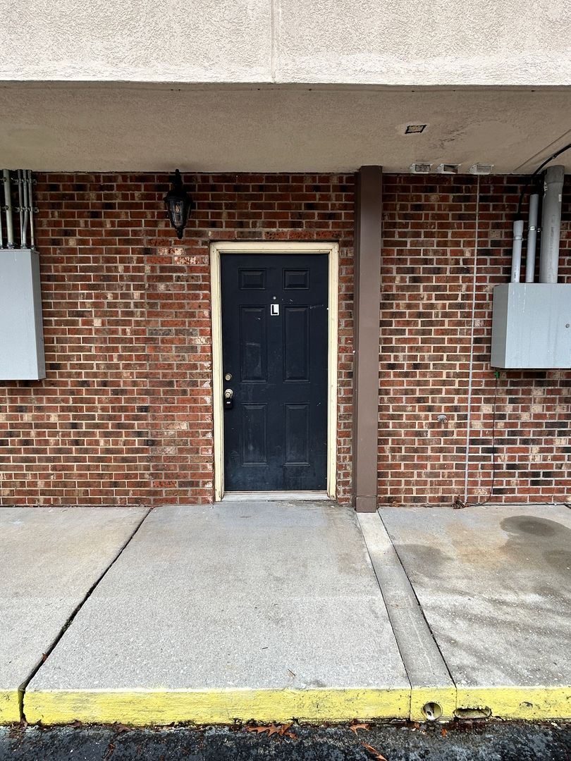 Jefferson City Apartment: 1810 Bishop Avenue