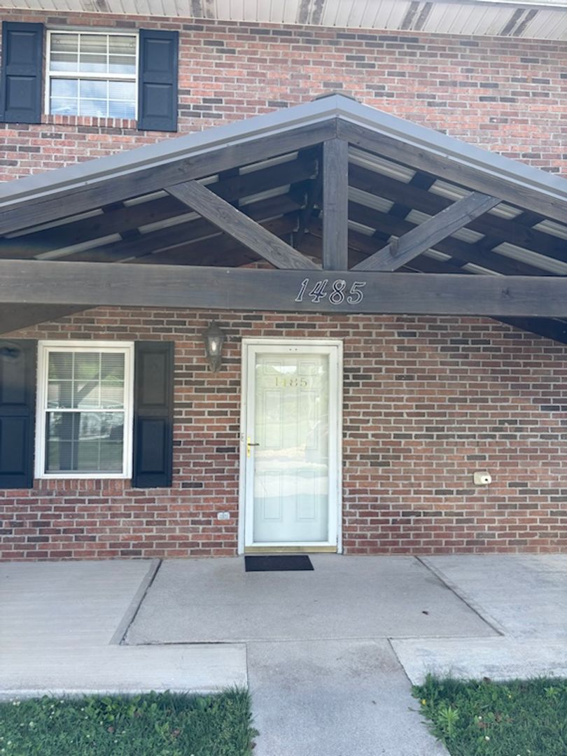 Jefferson City Apartment: 1479-1485 Fate Rankin Rd