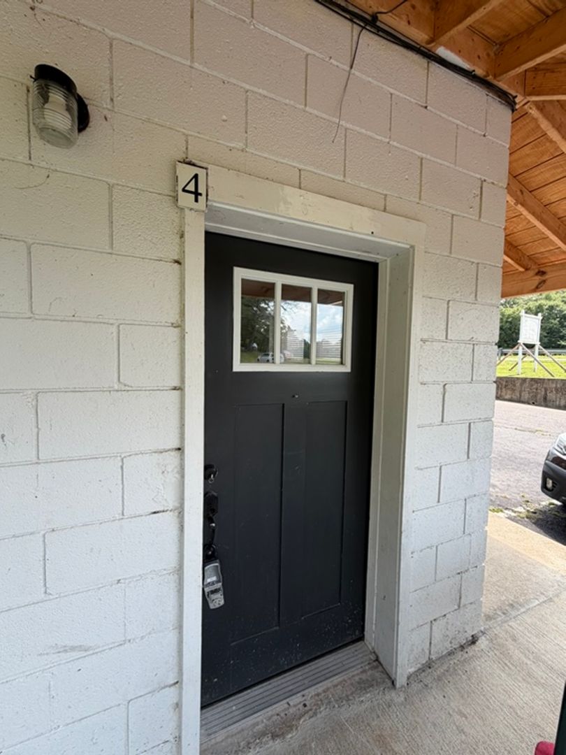 Morristown Apartment: 3241 Enka Highway