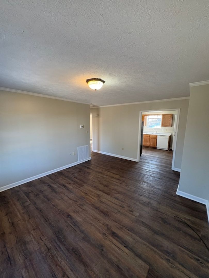 Morristown Apartment: 4051 Wynn St