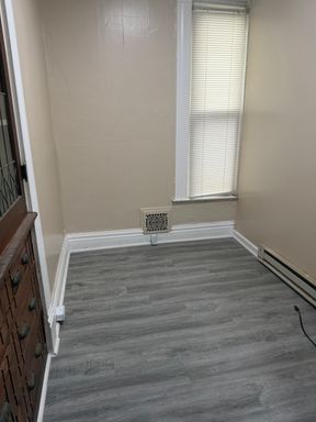 519 S Liberty St Apt 6 – photo 1