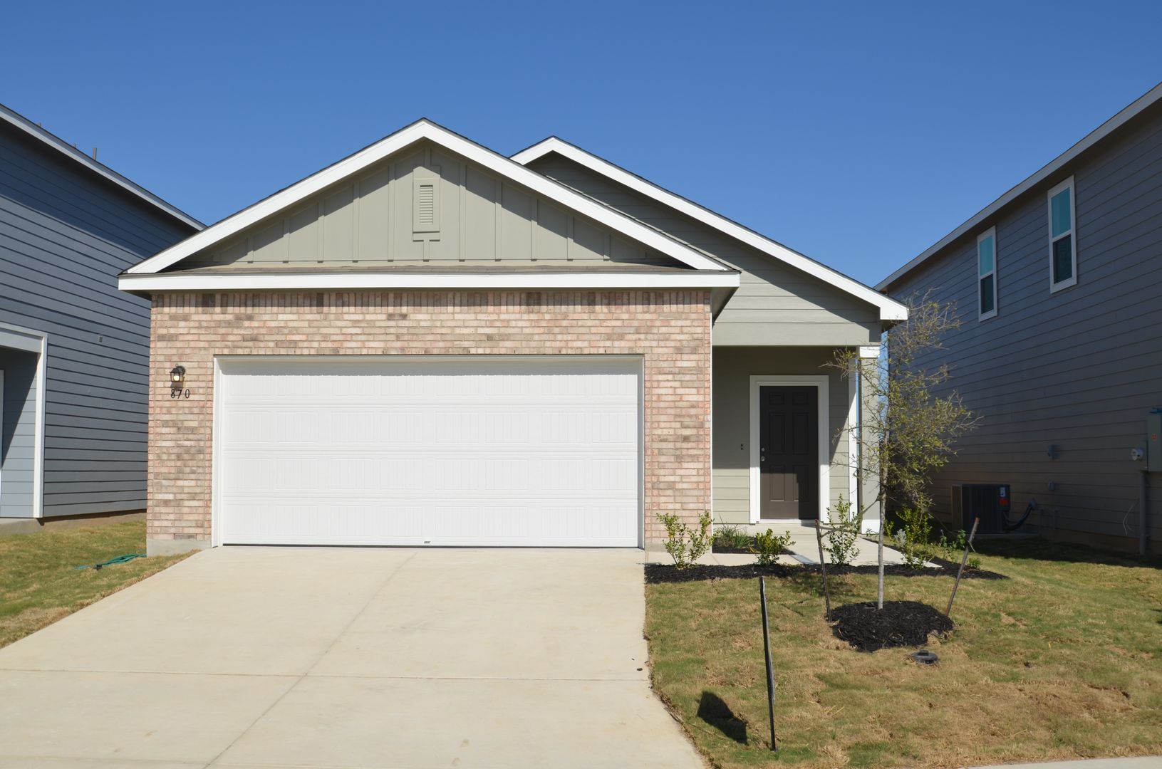 Adkins House: 870 Barnacle Court