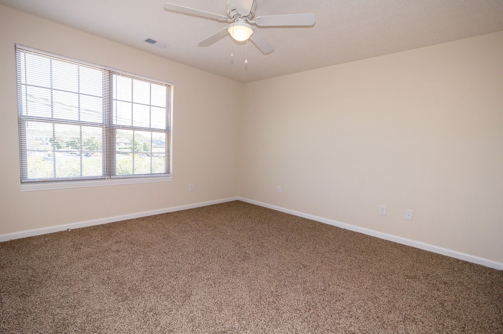 Winchester Apartment: 100 Boyd Place