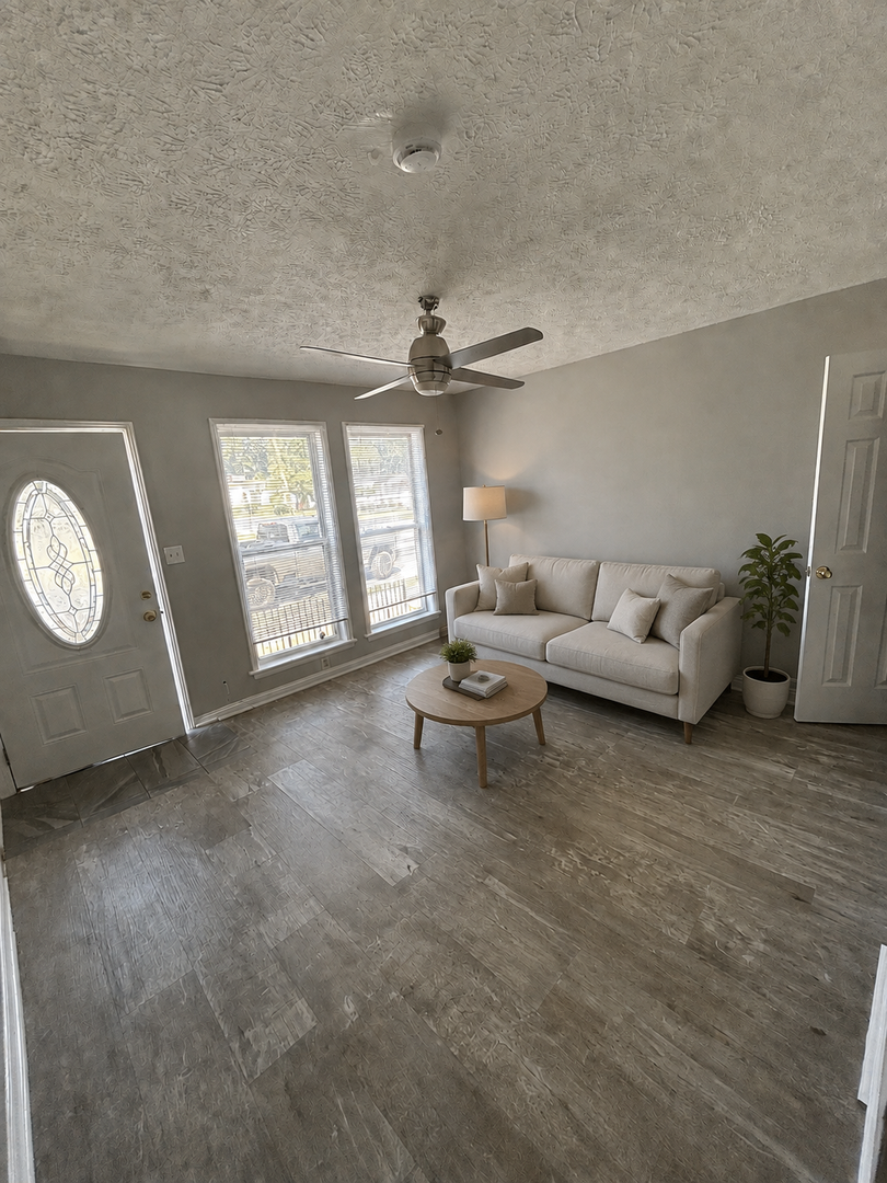 Louisville House: 433 N 25th St