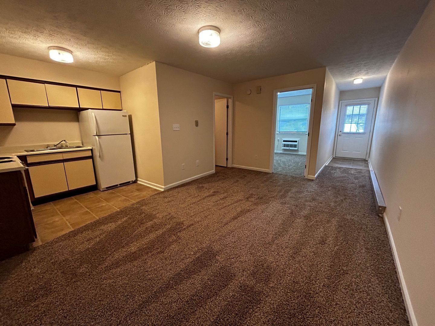 Richmond Apartment: 386 Gibson Lane