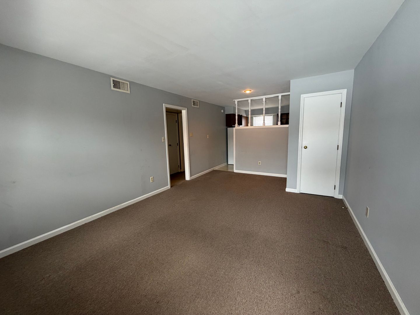 Winchester Apartment: 341 Burns Ave