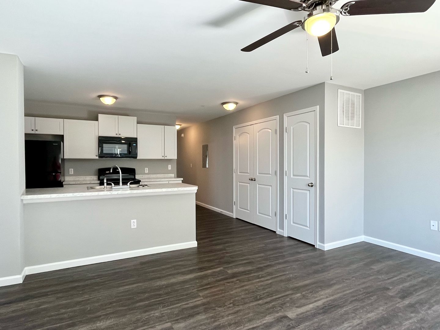 Winchester Apartment: Bel Air Drive