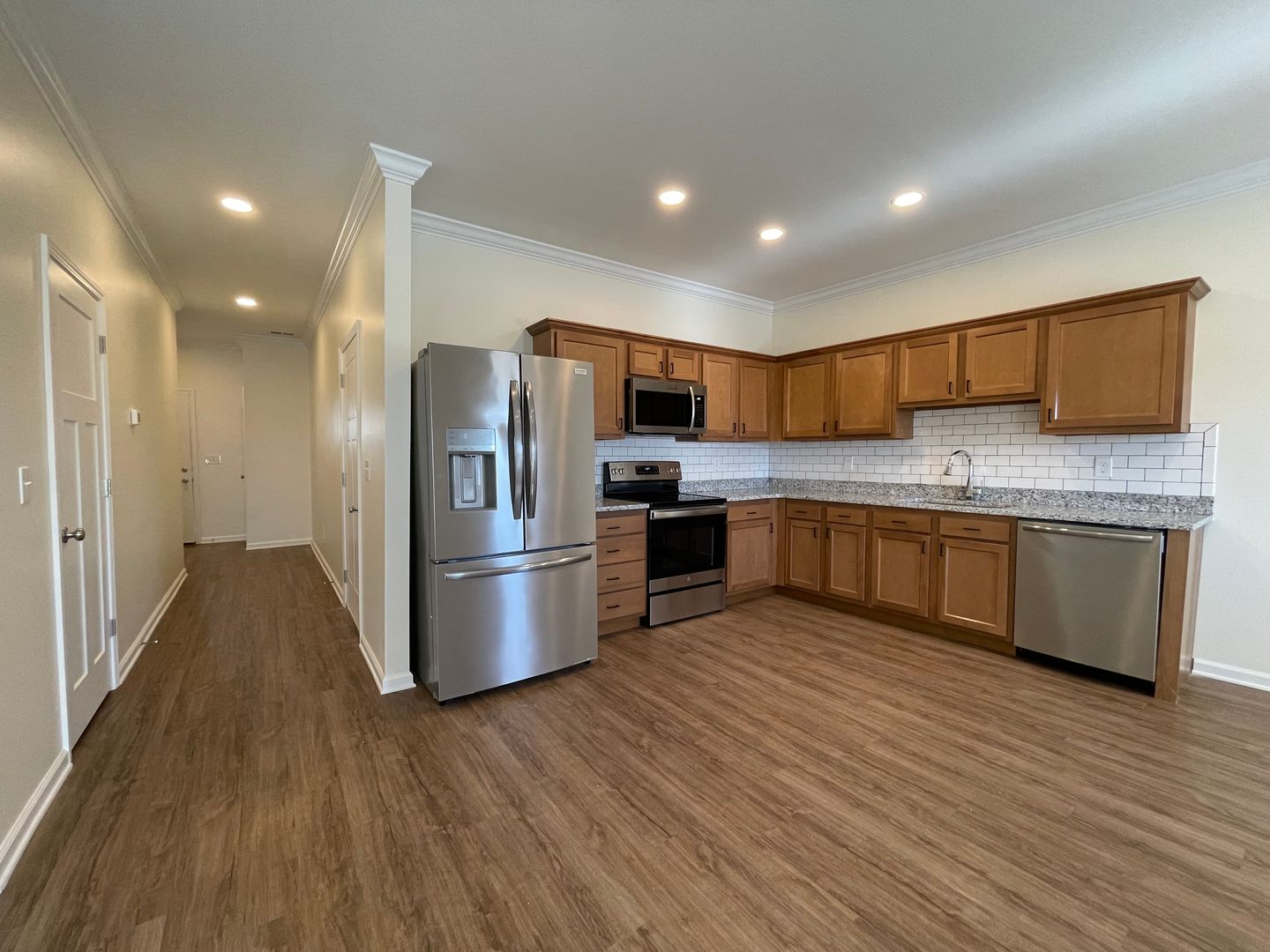 Paris Apartment: Wisteria Way