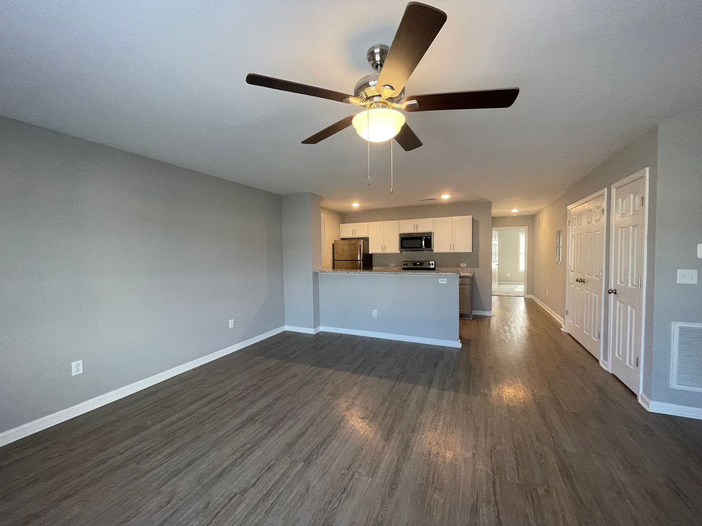 Richmond Apartment: 100 Park Crest Court