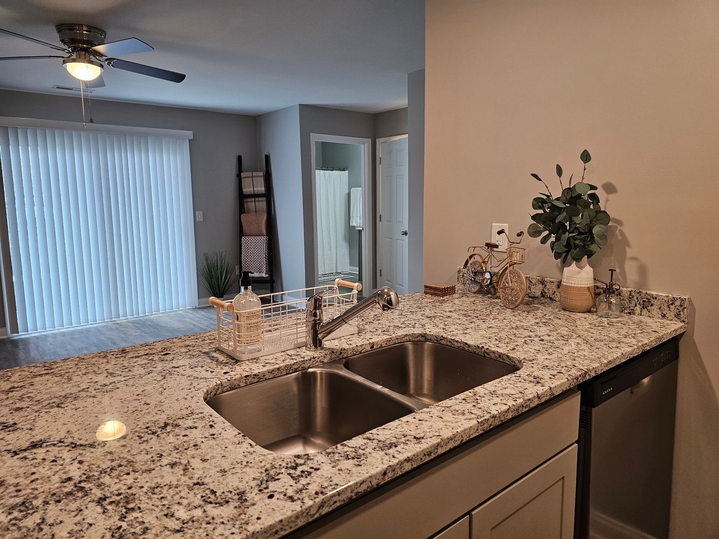 Winchester Apartment: 300 Bellbrook