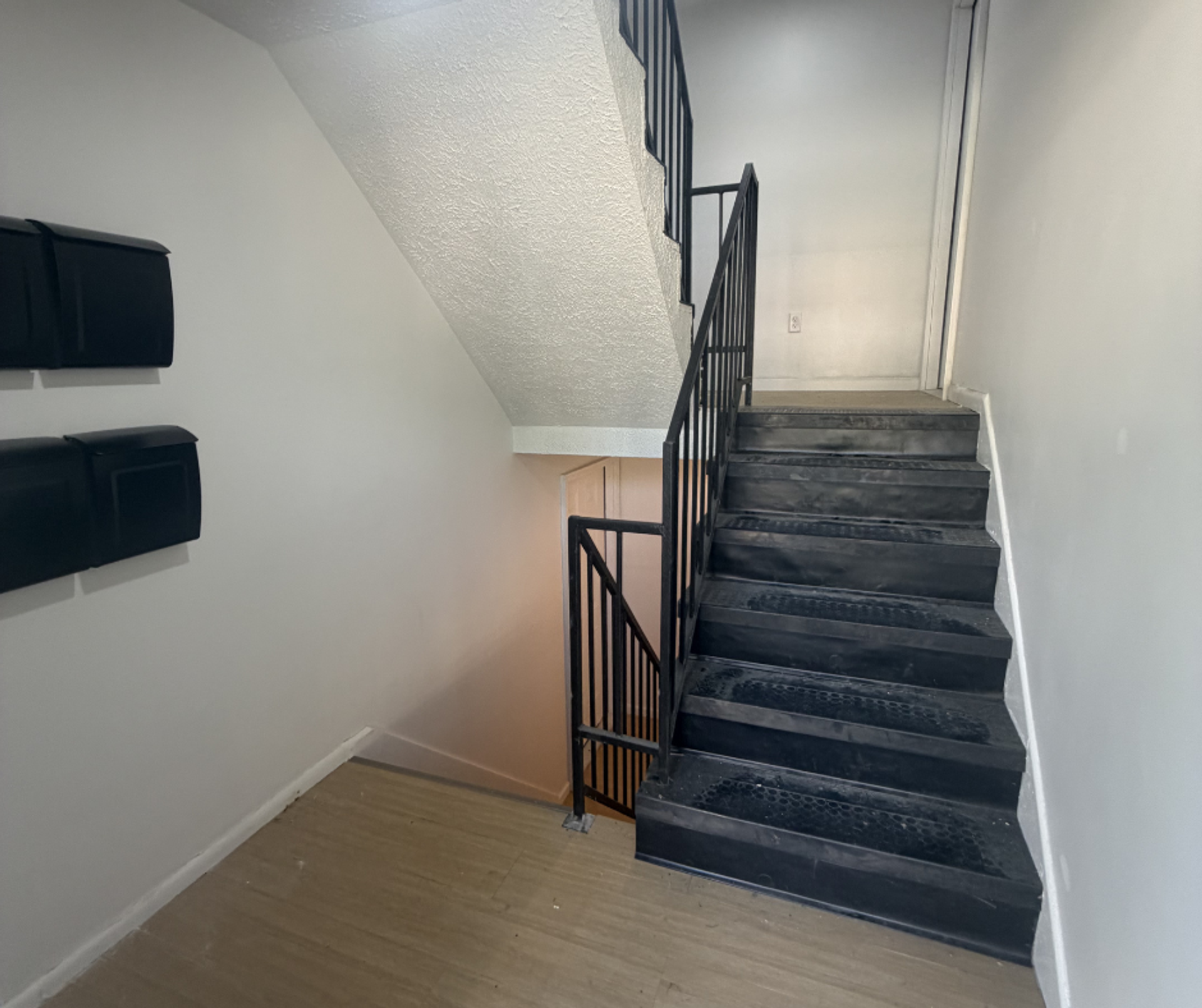 Lousiville Apartment: 3612 Georgetown Place