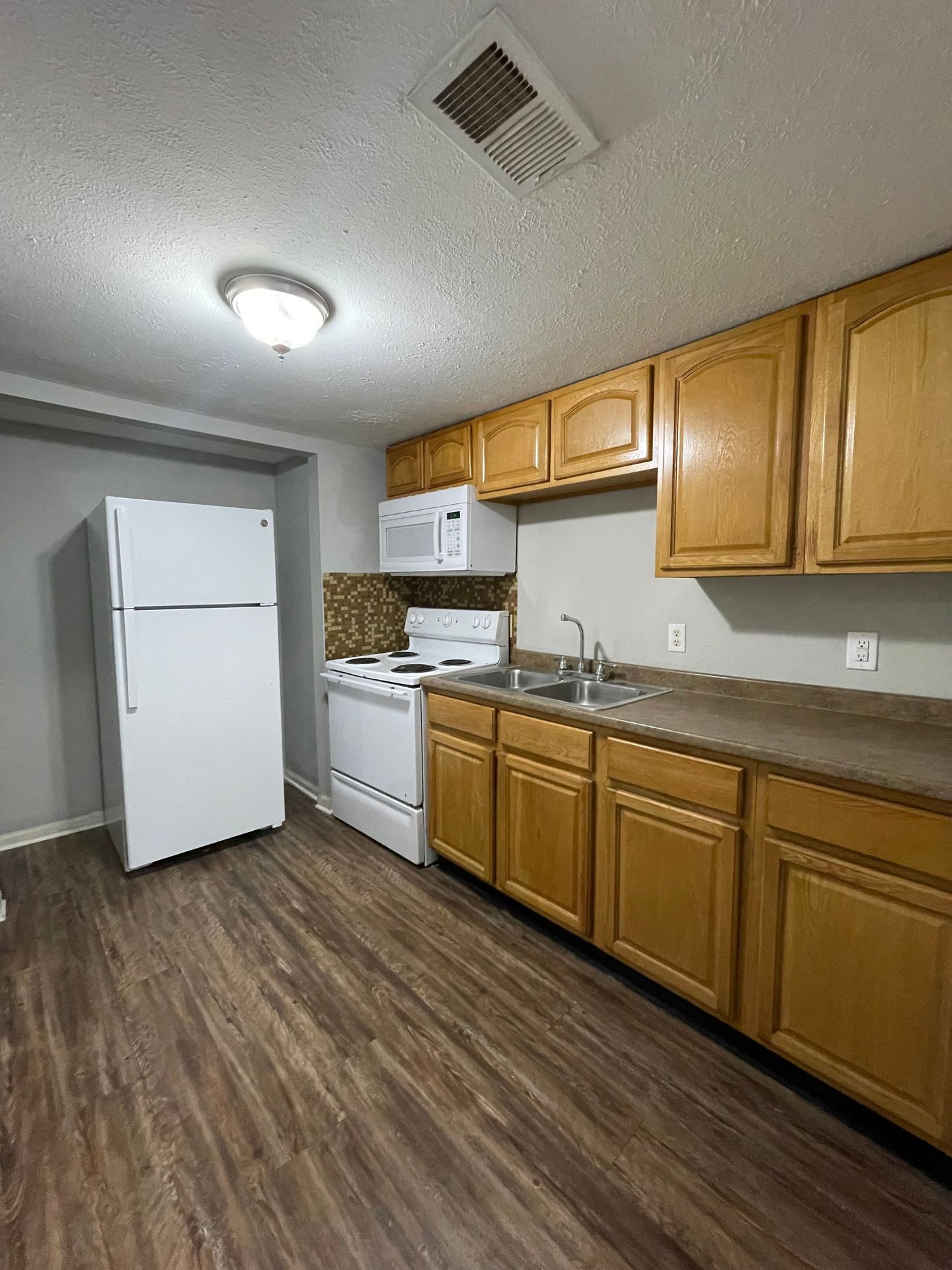 Louisville Apartment: 3404 Shagbark Rd