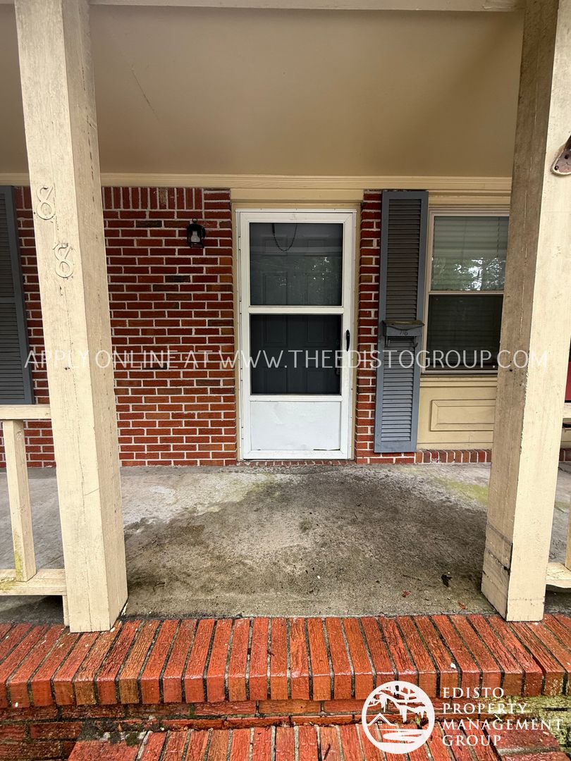 Orangeburg Apartment: 810 - 826 Park Street