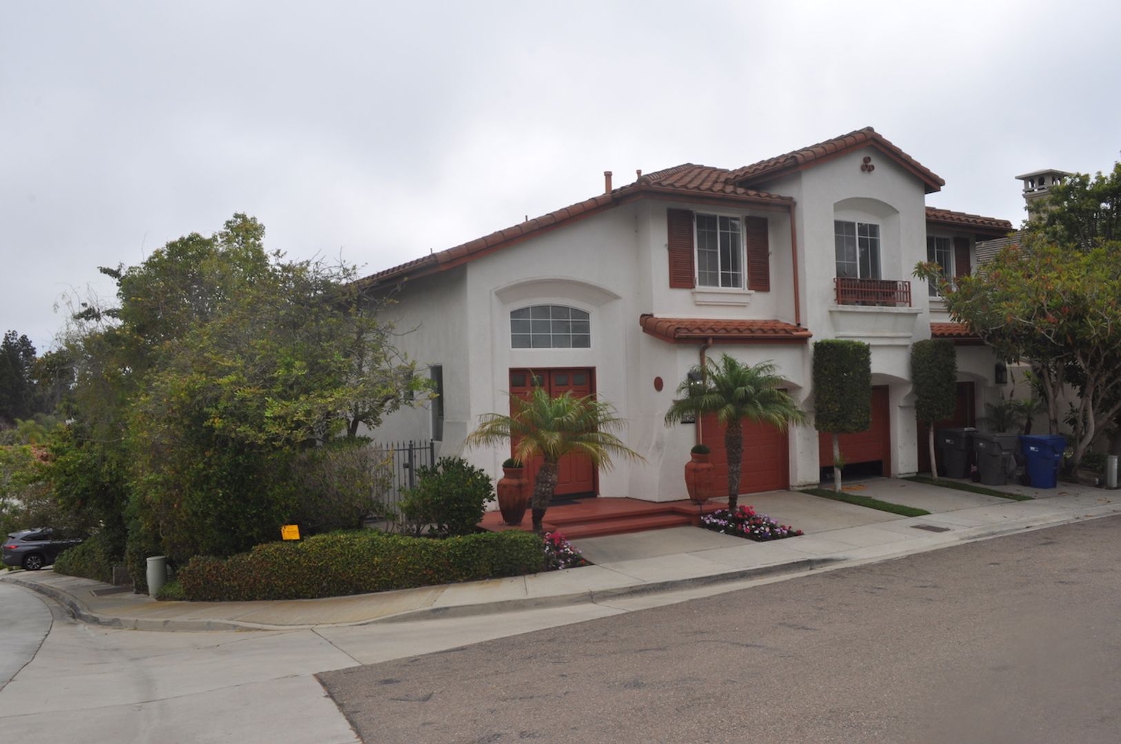 La Jolla House: 6135 Glennchester Row