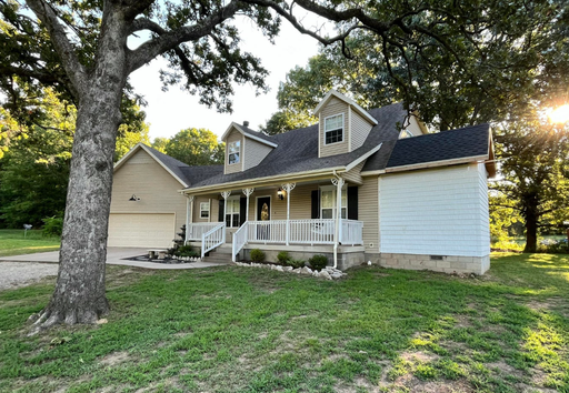 Photo of 3 Bedroom 2.5 Bathroom House