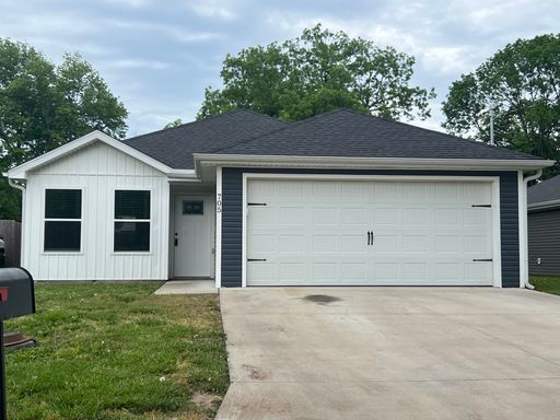 Photo of 3 Bedroom 2 Bathroom home