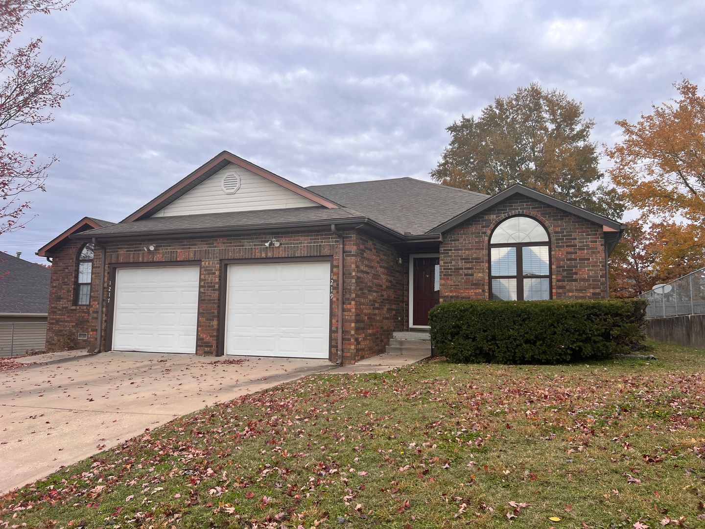 Joplin Apartment: 1217-1219 E Yuma