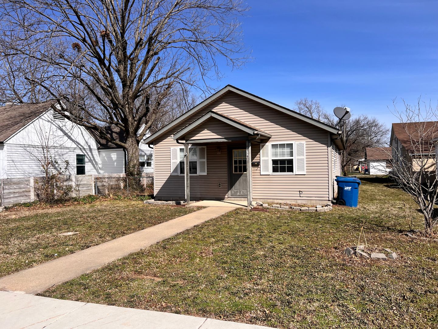 Joplin House: 1709 W 4th Street