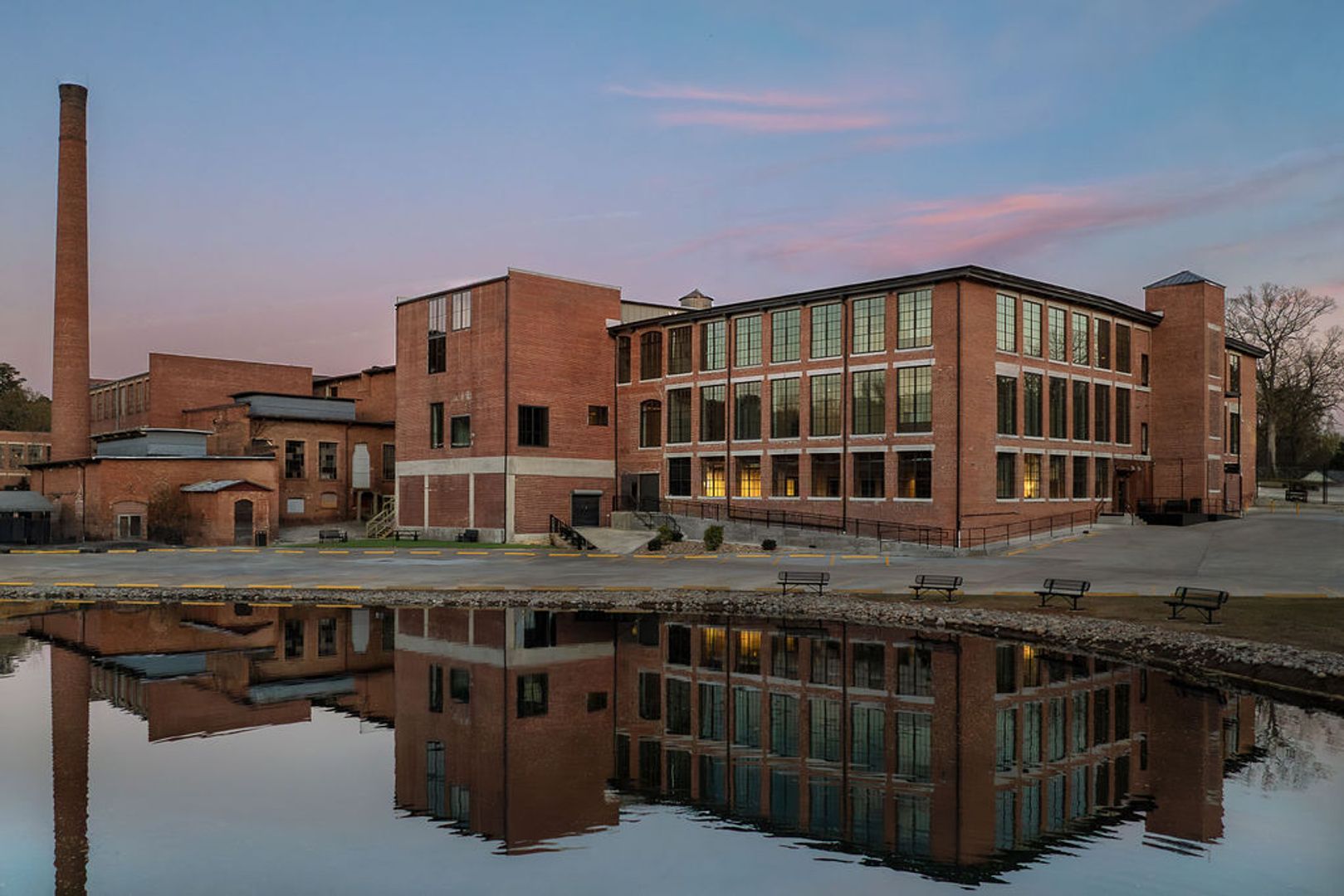 Monroe Apartment: 200 Barrett Street