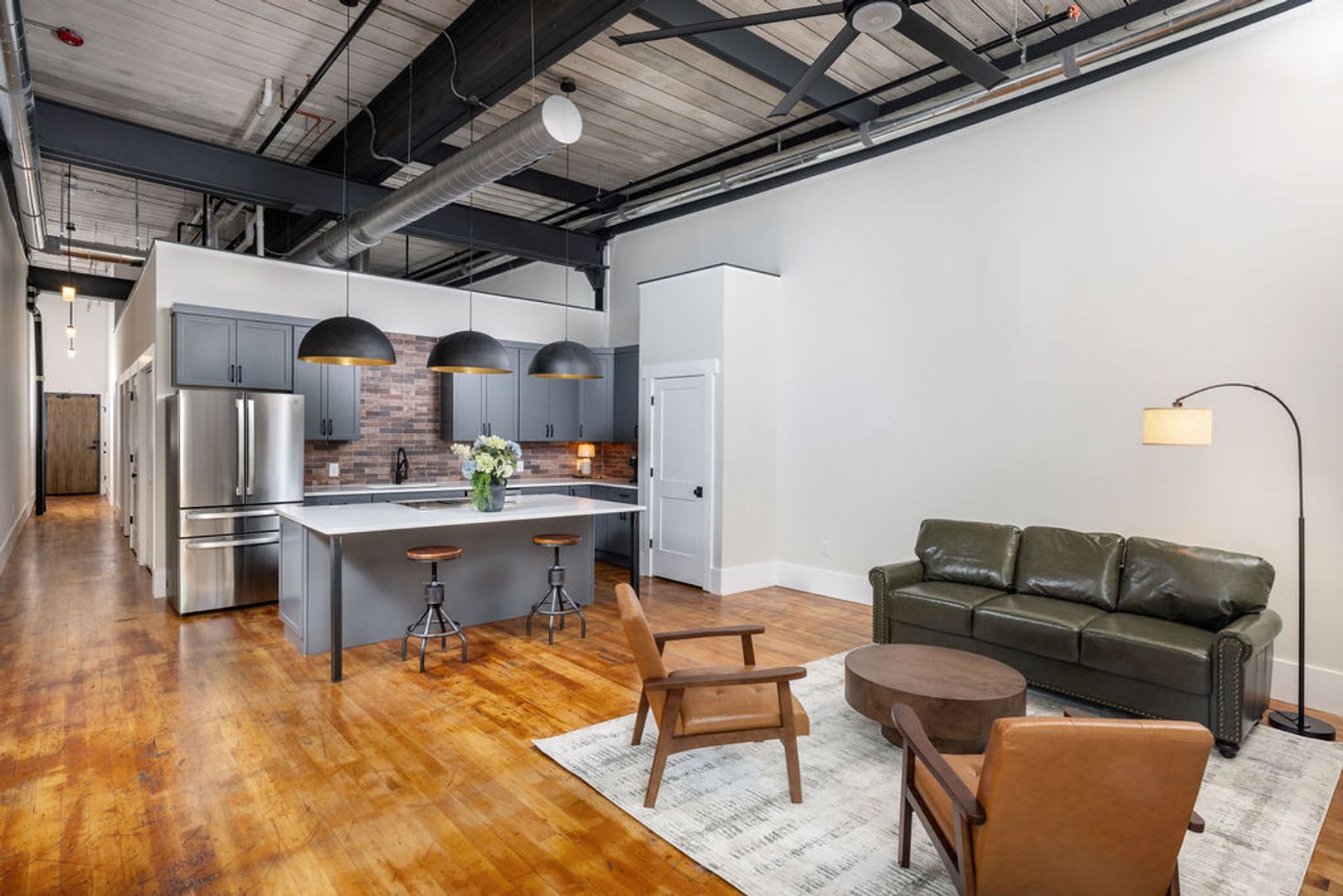 Monroe Apartment: 200 Barrett Street