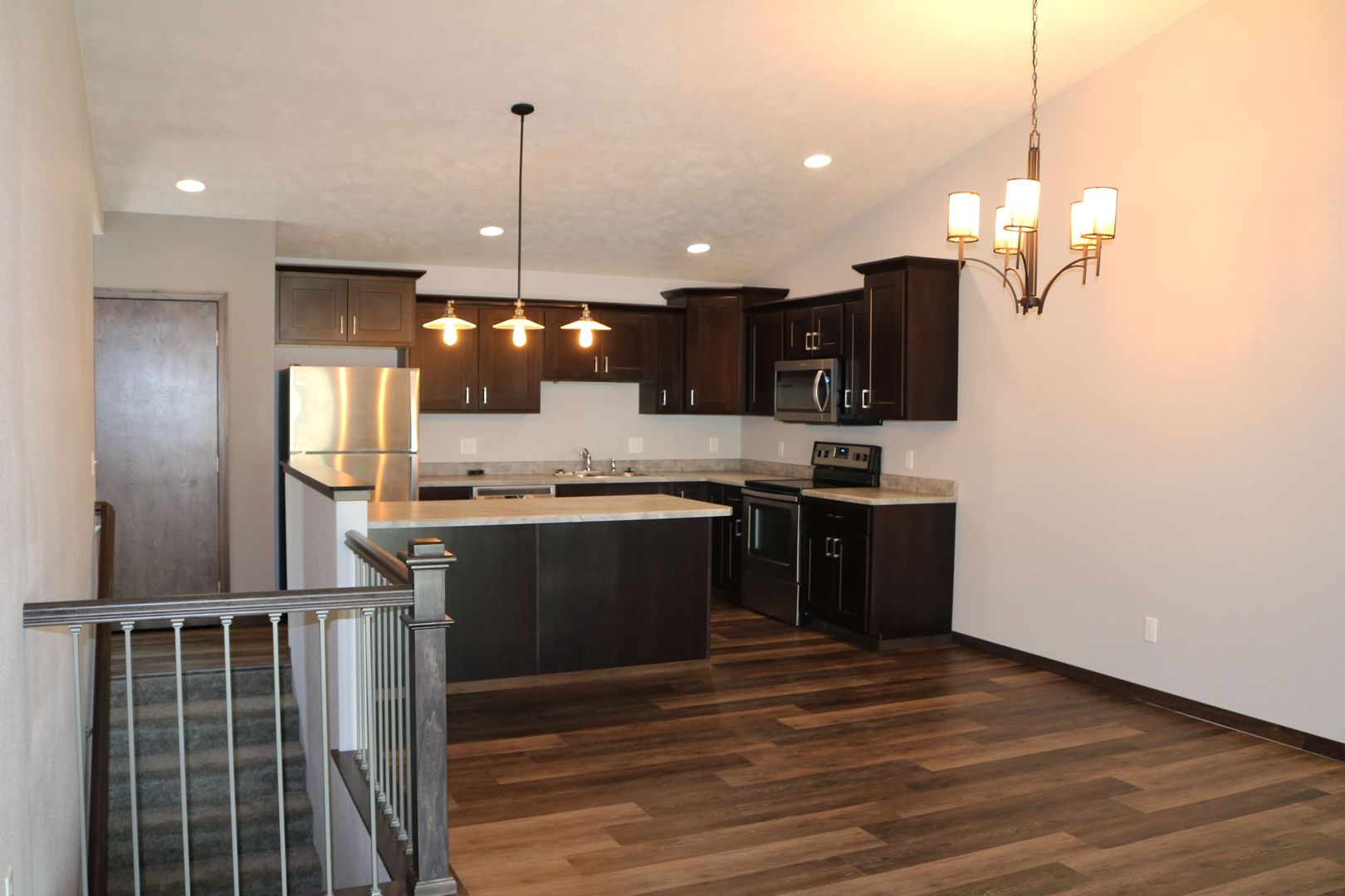 Sioux Falls House: 3508 S Outfield Circle