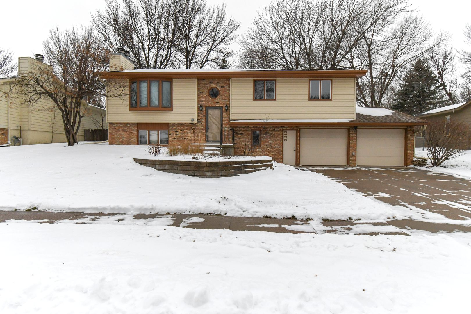 Sioux Falls House: 2213 S Wellington Ave