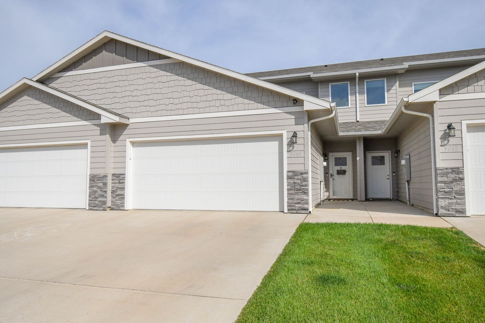 Sioux Falls House: 9064 W Ark Pl