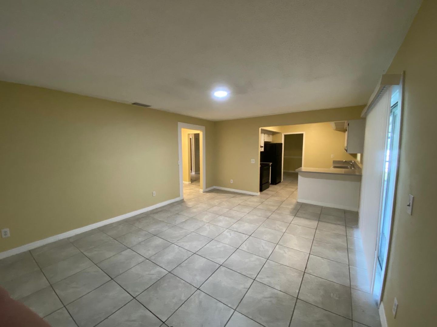 Lakeland House: 3509 Lori Ln N