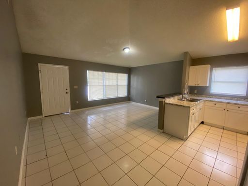 3 Bed 2 Bath Rental at 4029 Kaluga Park Street, Orlando, FL – photo 1
