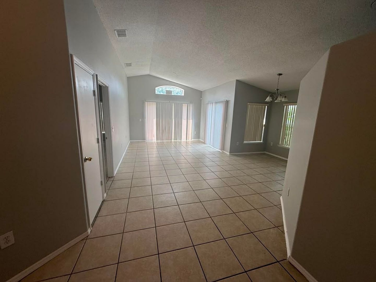 1440 Timberbend Cir 8 of 10