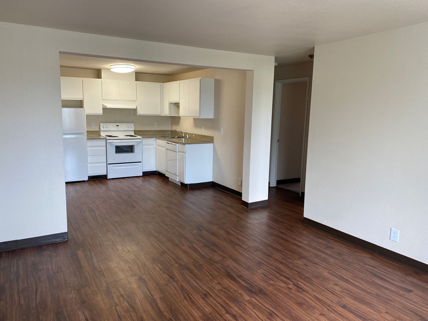 Seattle Apartment: 321 10th Ave