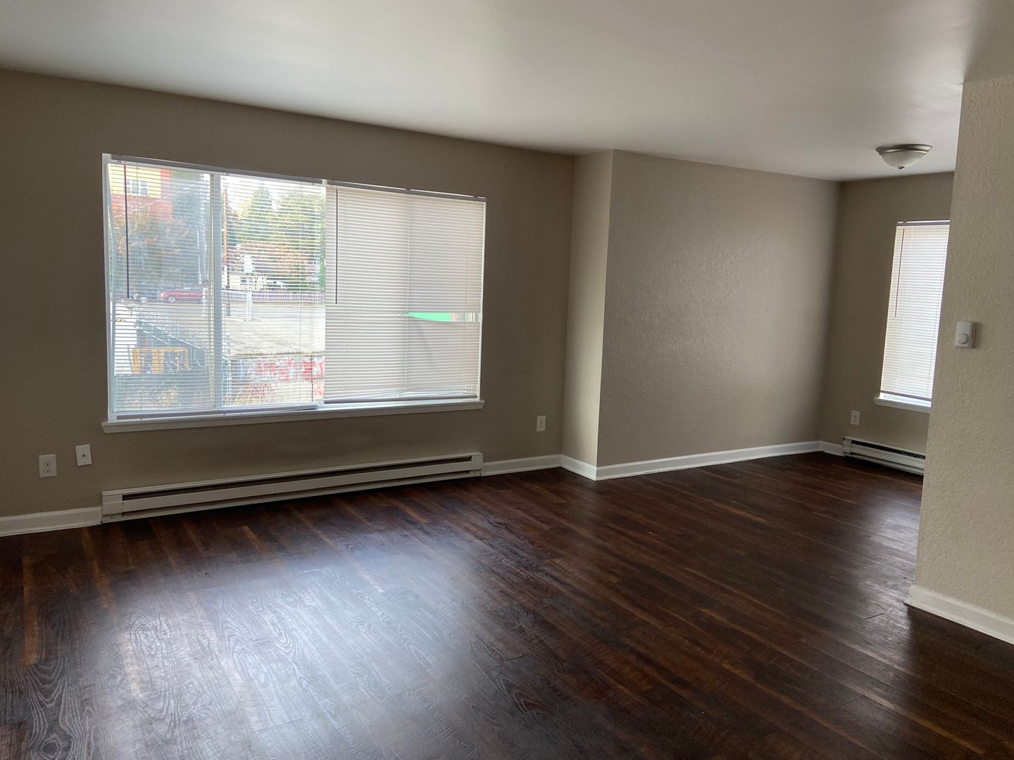 Seattle Apartment: 10521 Midvale Ave N