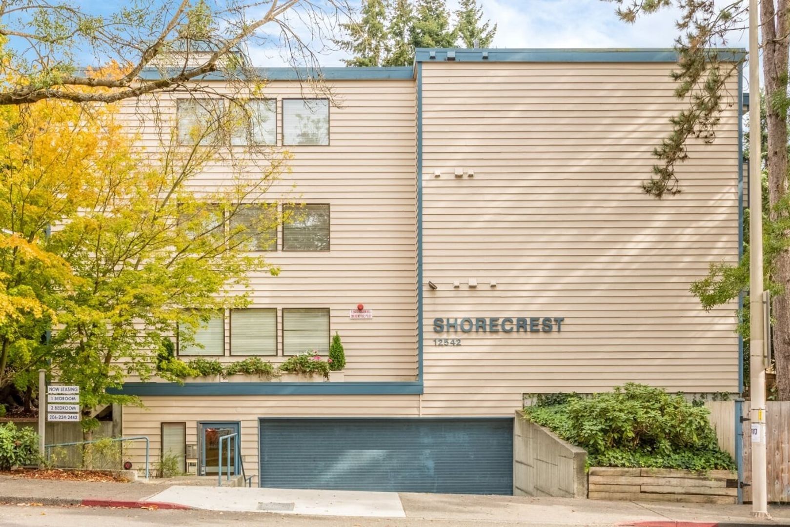 Seattle Apartment: 12542 35th Ave NE