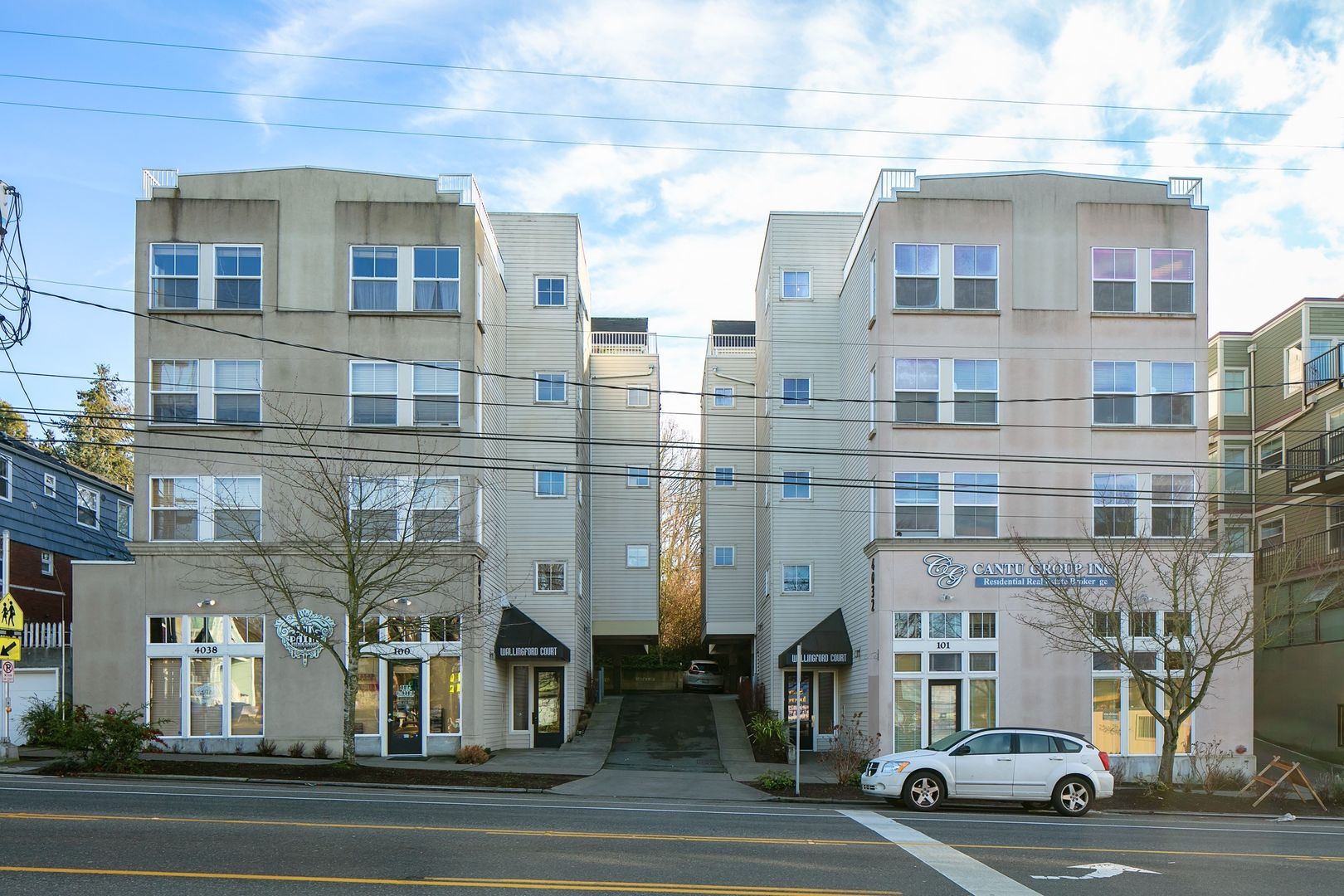 Seattle Apartment: 4032  Stone Way N